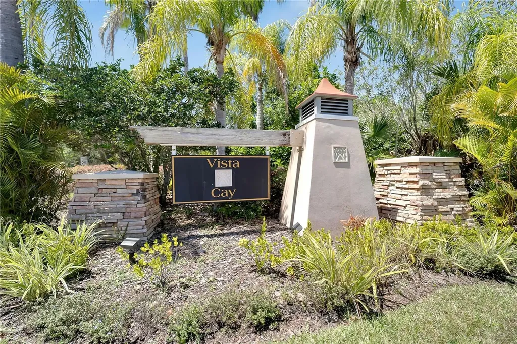 1019 Vista Cay Court Brandon FL 33511