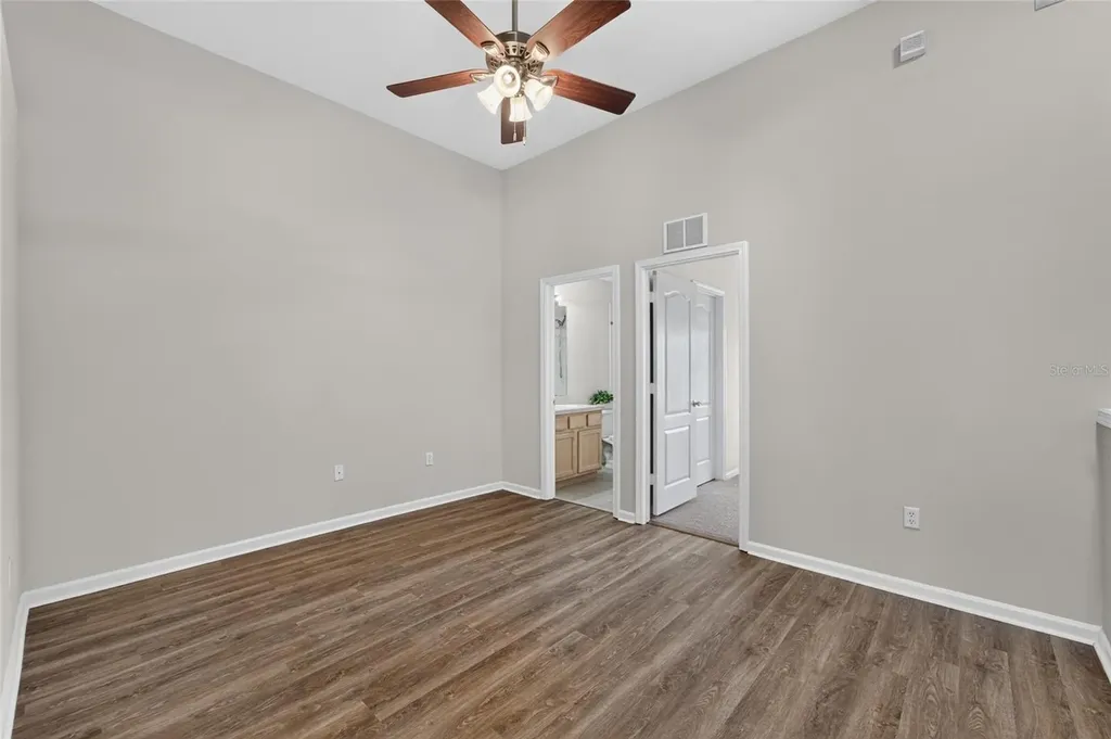 1019 Vista Cay Court Brandon FL 33511