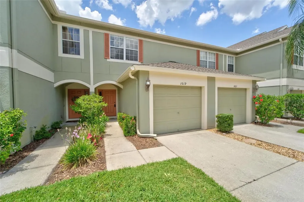1019 Vista Cay Court Brandon FL 33511
