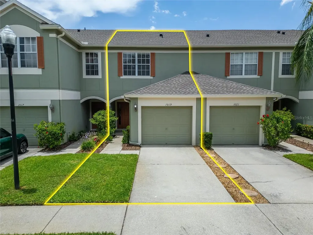 1019 Vista Cay Court Brandon FL 33511