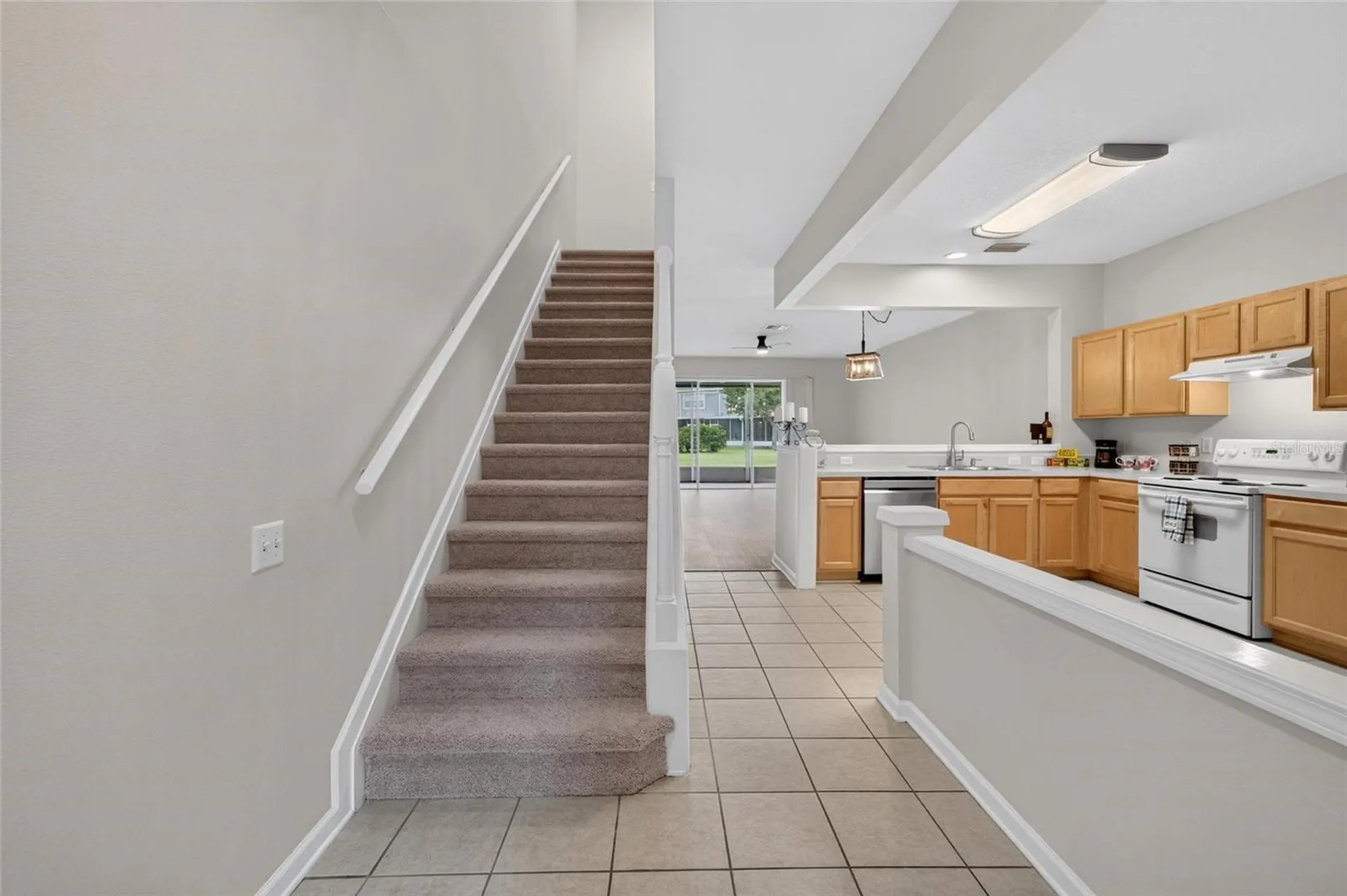 1019 Vista Cay Court Brandon FL 33511