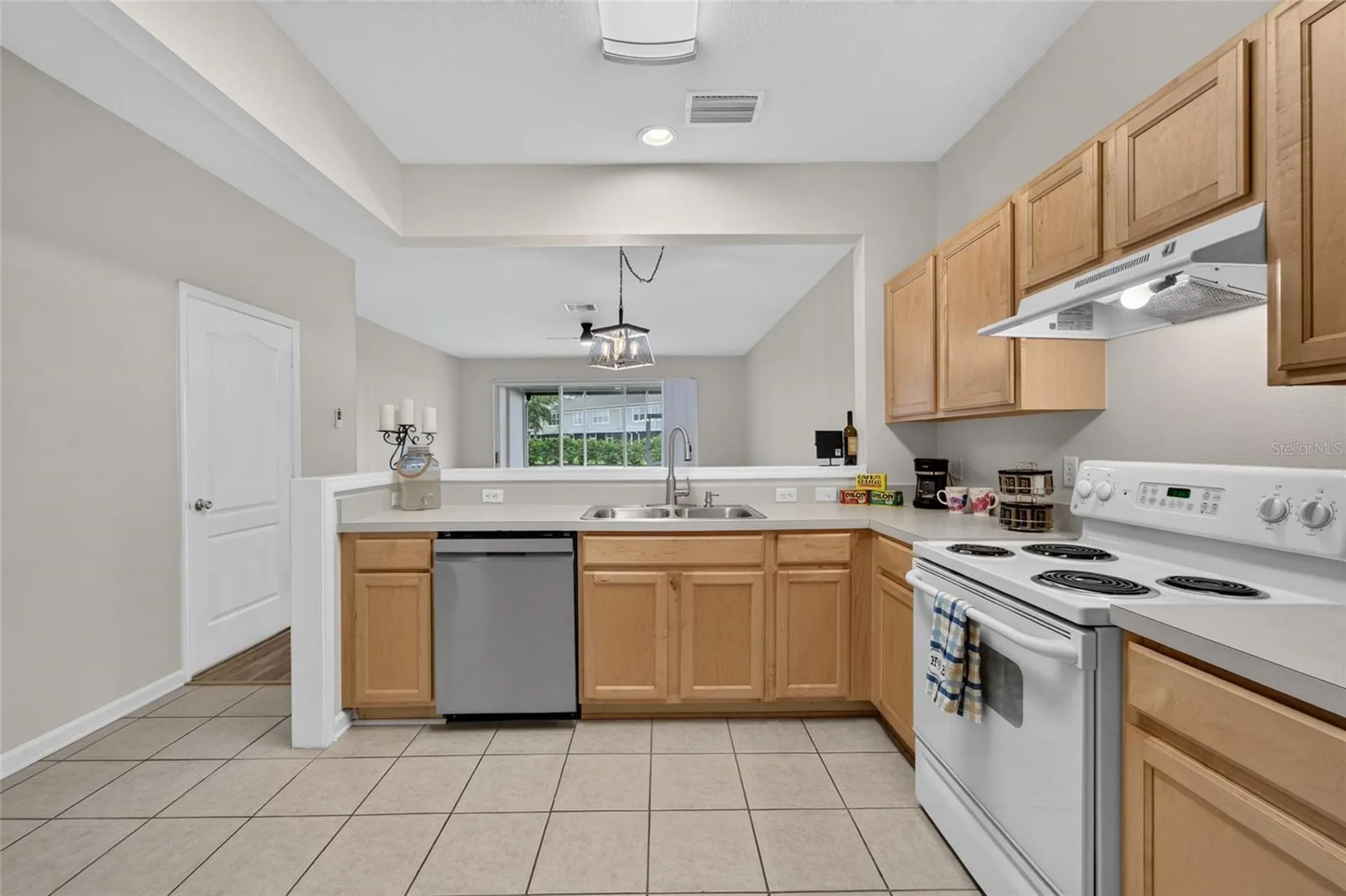 1019 Vista Cay Court Brandon FL 33511