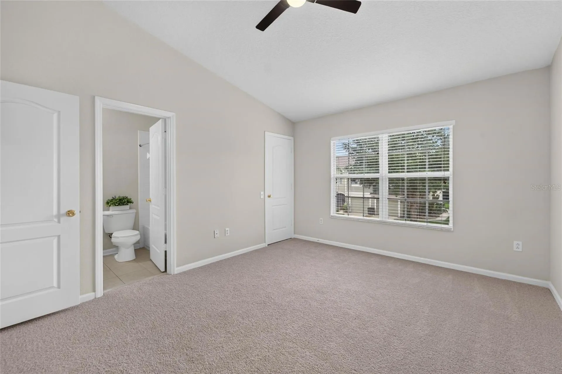 1019 Vista Cay Court Brandon FL 33511
