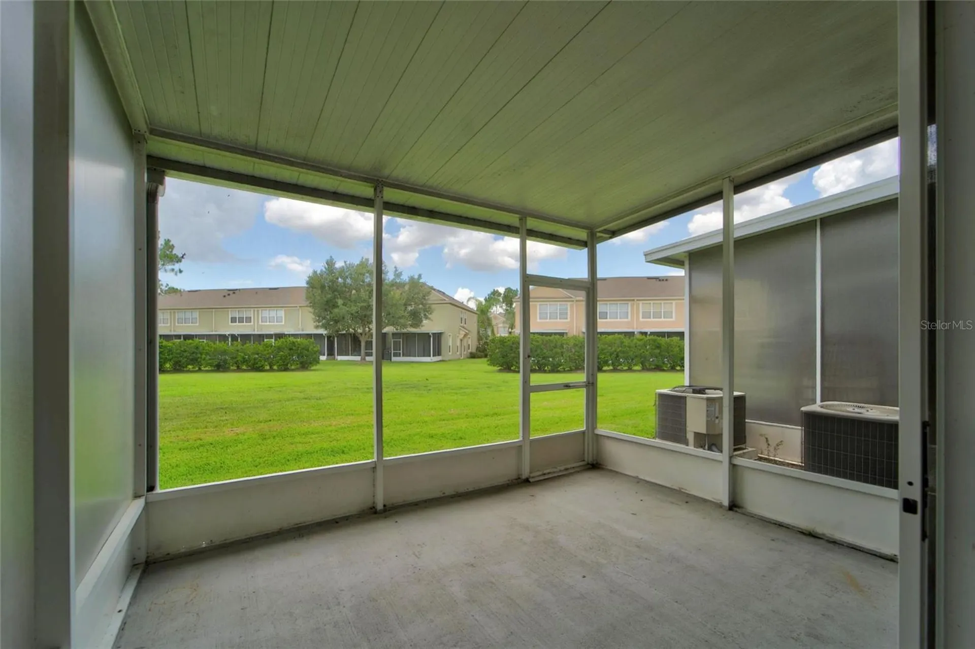 1019 Vista Cay Court Brandon FL 33511
