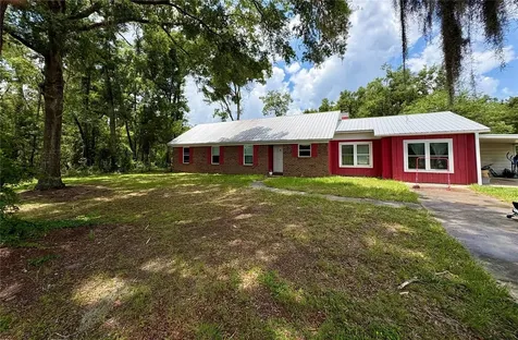507 Governor Avenue NE Branford FL 32008