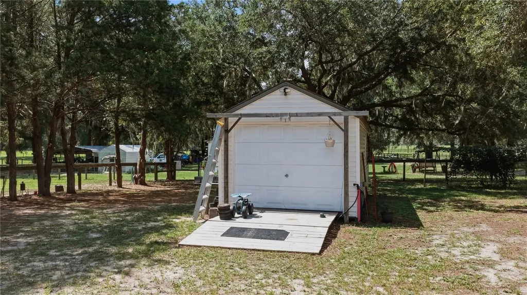 1969 SE 155th Street Summerfield FL 34491