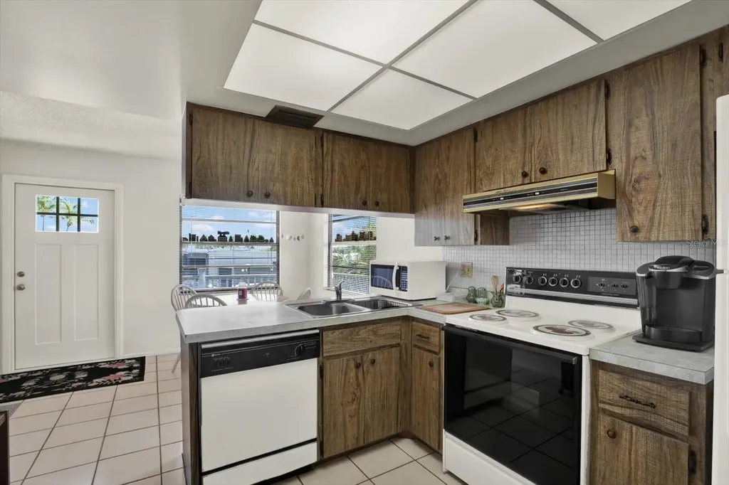 315 58th Street Holmes Beach FL 34217