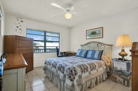 315 58th Street Holmes Beach FL 34217