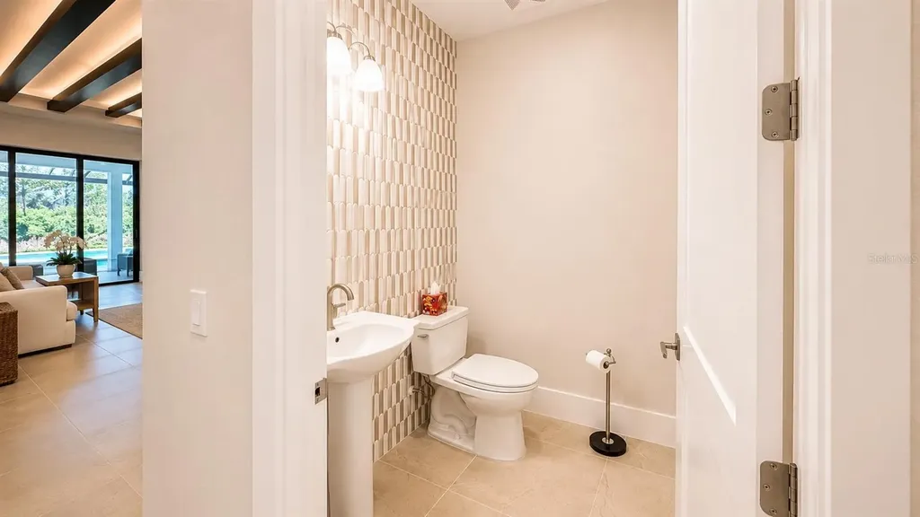 269 Blue Pearl Court Sarasota FL 34240
