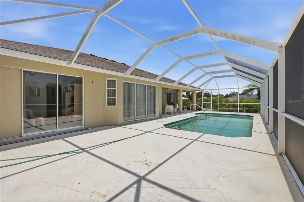 156 Mark Twain Lane Rotonda West FL 33947