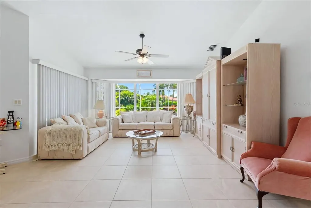 156 Mark Twain Lane Rotonda West FL 33947