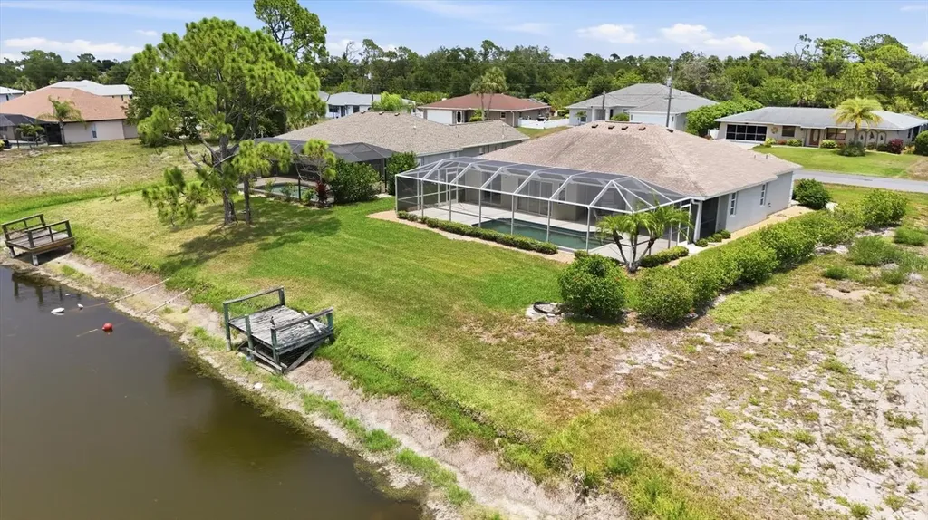 156 Mark Twain Lane Rotonda West FL 33947