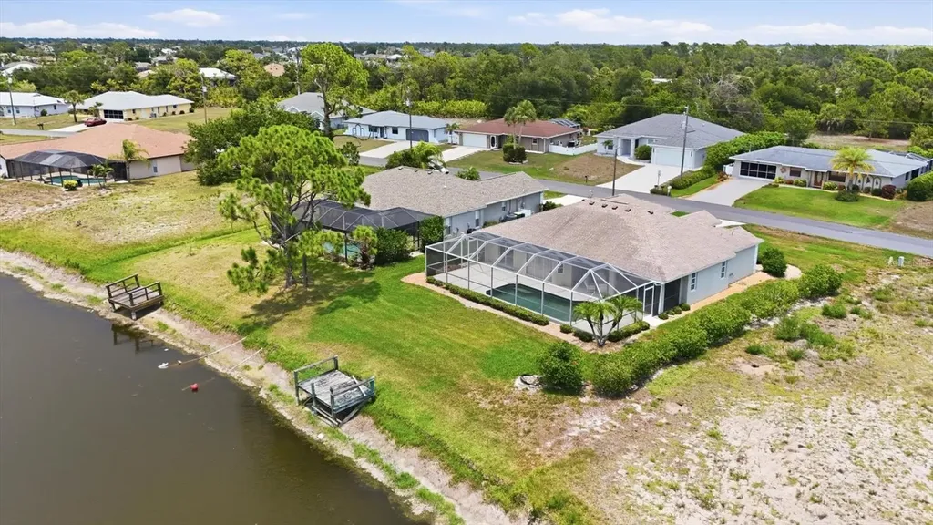 156 Mark Twain Lane Rotonda West FL 33947