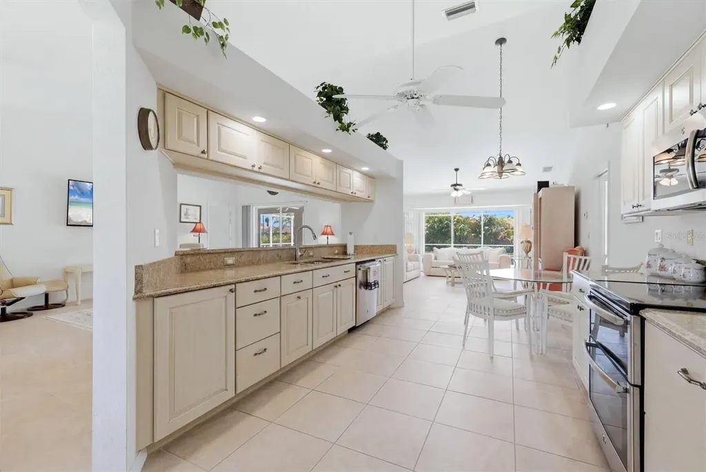 156 Mark Twain Lane Rotonda West FL 33947