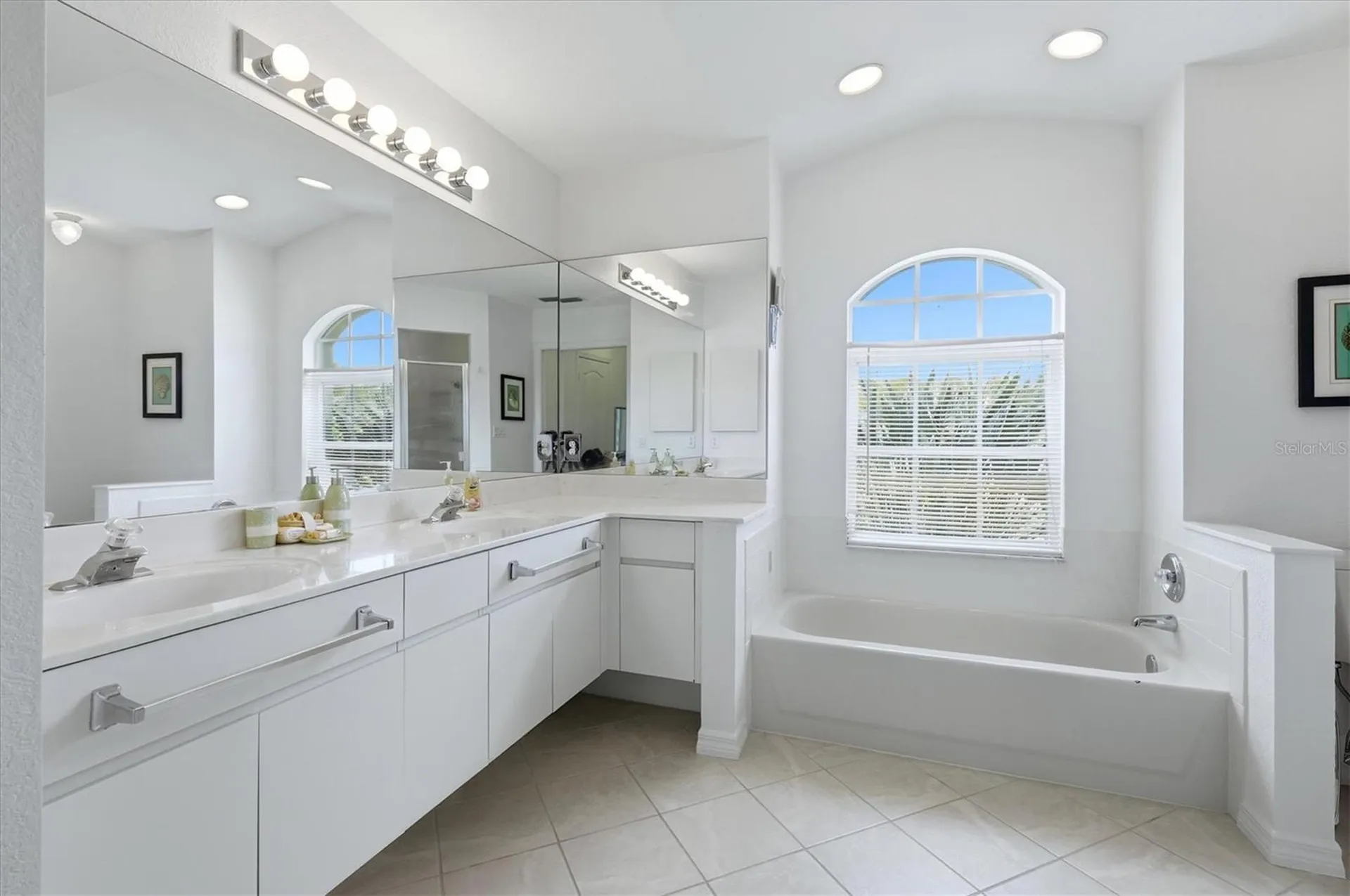 156 Mark Twain Lane Rotonda West FL 33947