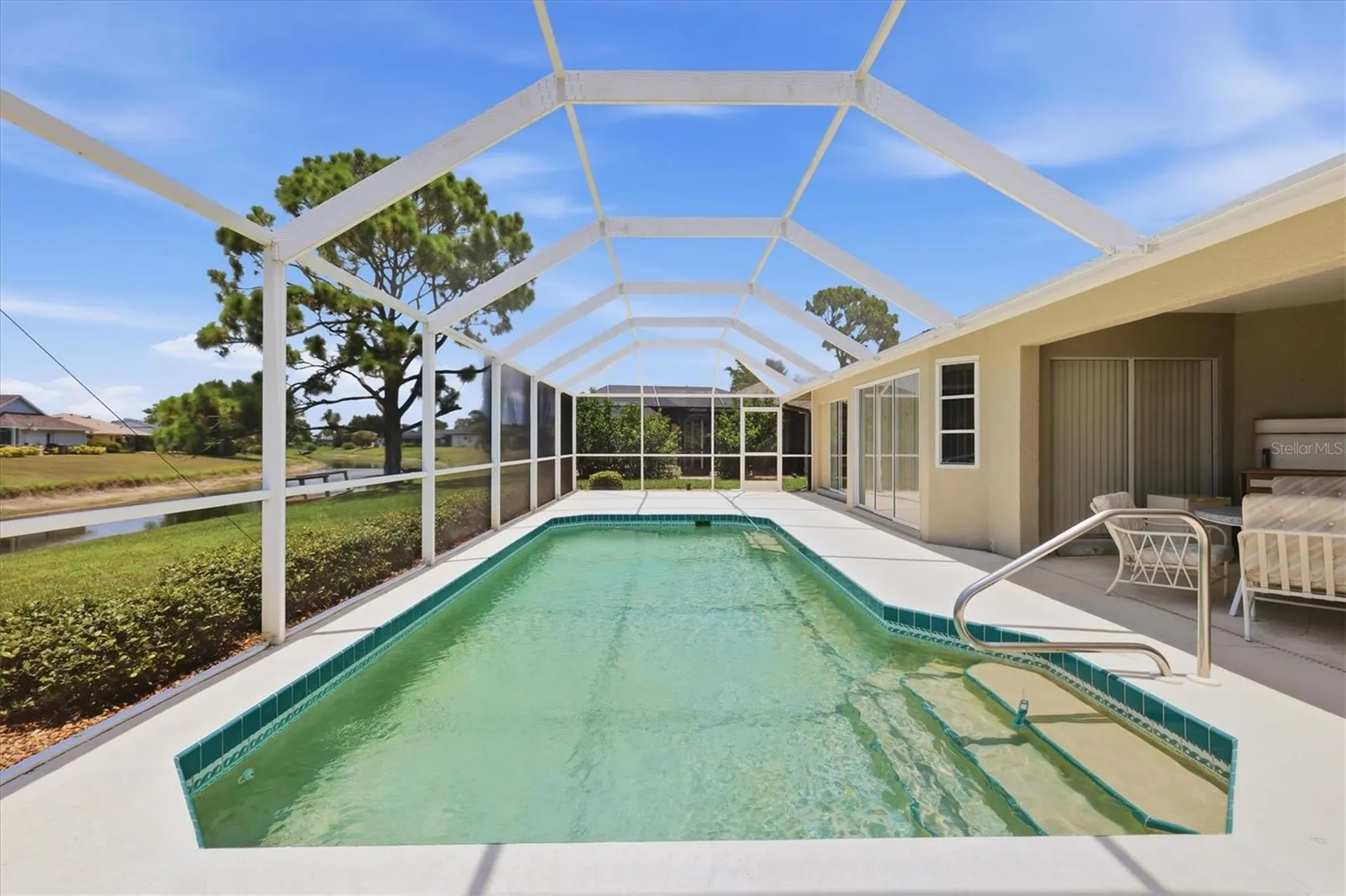156 Mark Twain Lane Rotonda West FL 33947