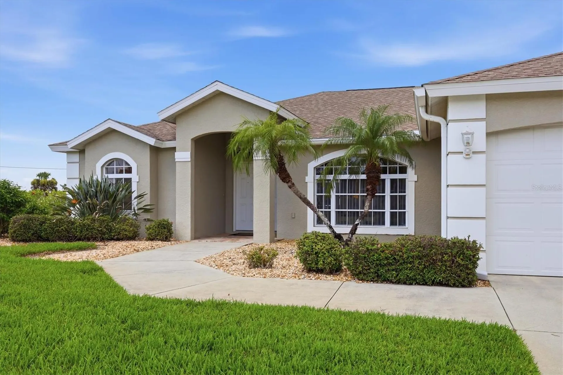156 Mark Twain Lane Rotonda West FL 33947