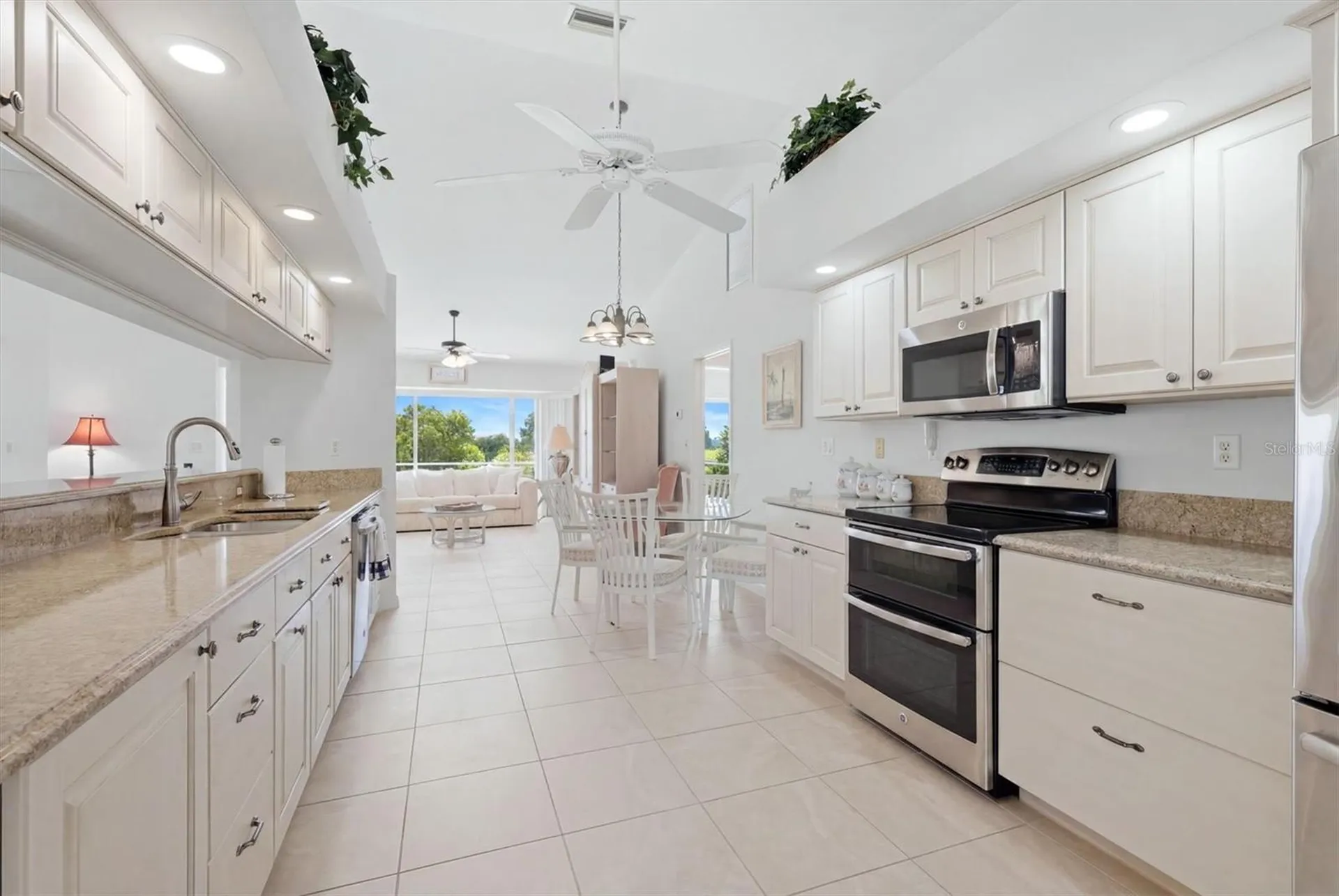 156 Mark Twain Lane Rotonda West FL 33947