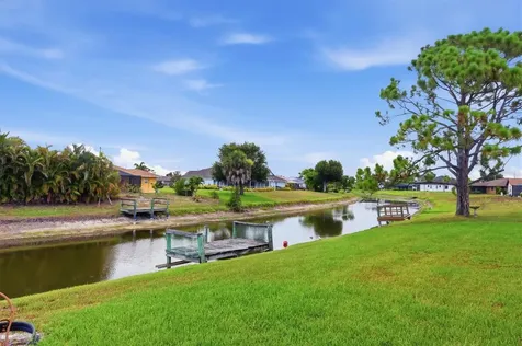 156 Mark Twain Lane Rotonda West FL 33947