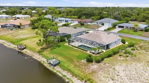 156 Mark Twain Lane Rotonda West FL 33947