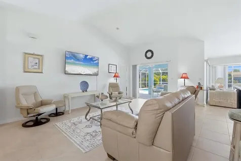 156 Mark Twain Lane Rotonda West FL 33947