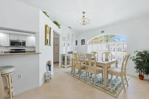 156 Mark Twain Lane Rotonda West FL 33947