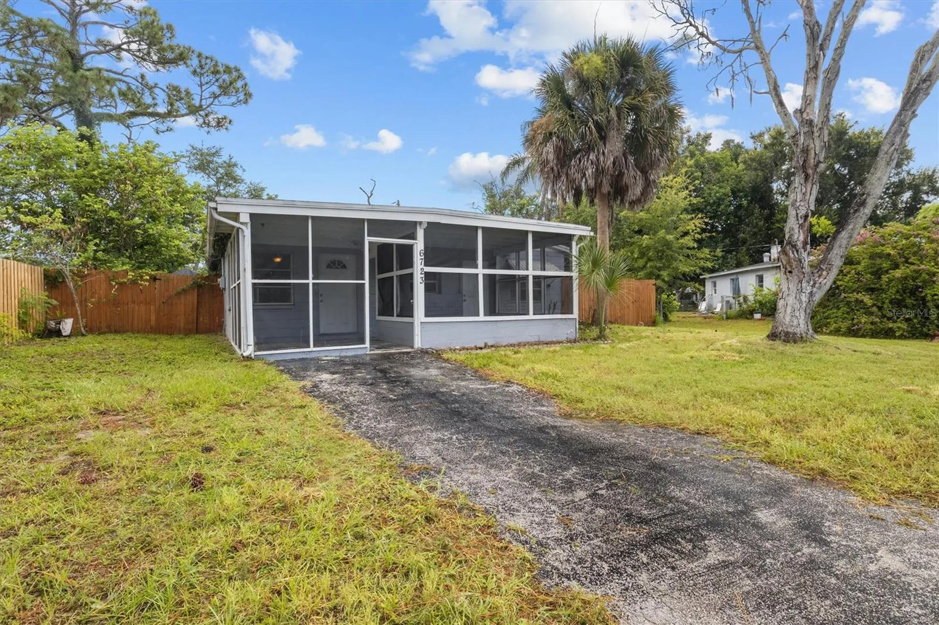 6723 78th Avenue N Pinellas Park FL 33781