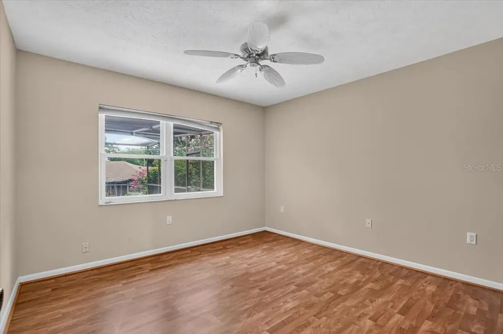 1013 Black Knight Drive Valrico FL 33594