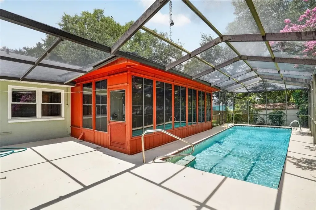 1013 Black Knight Drive Valrico FL 33594