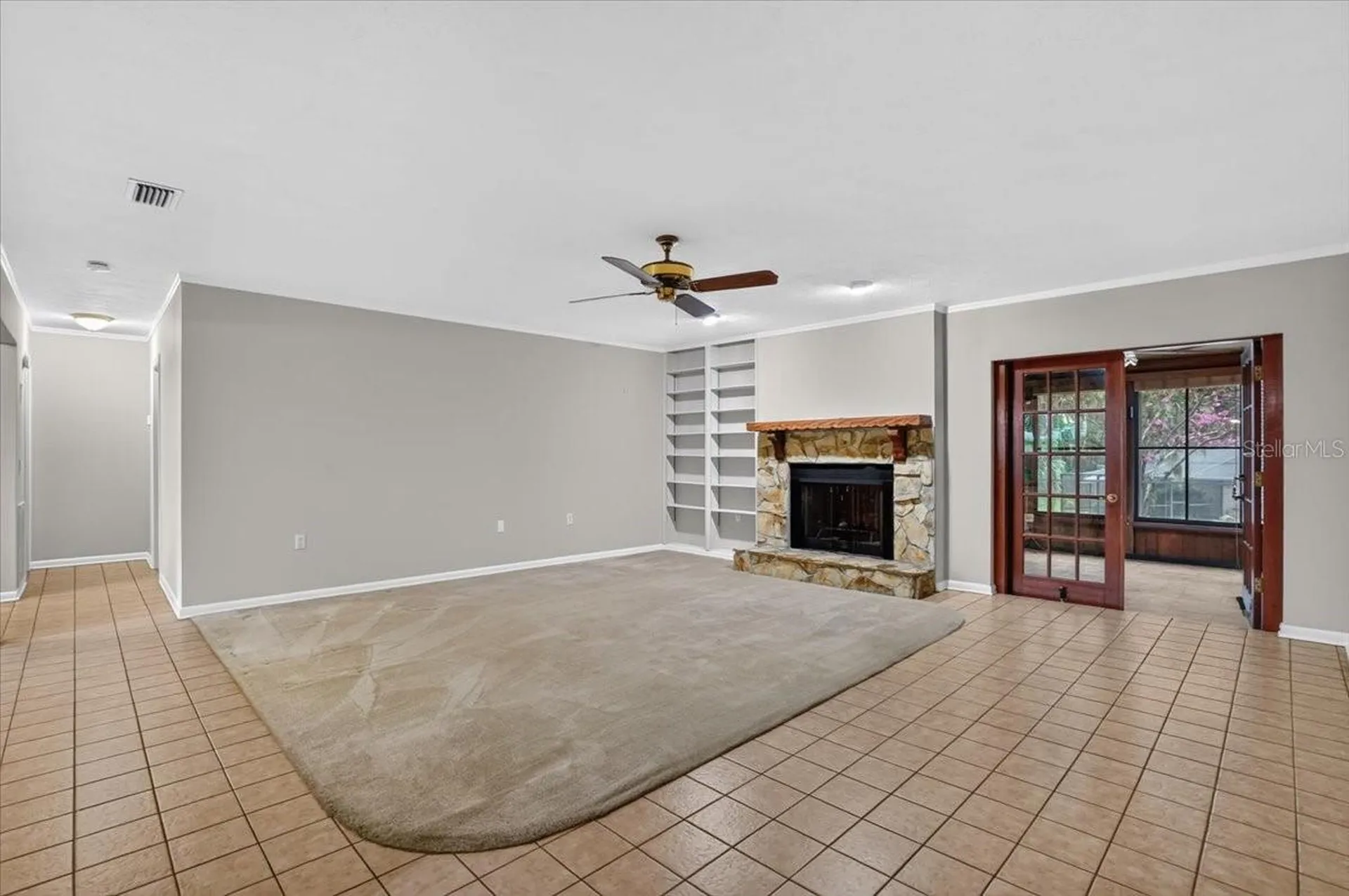 1013 Black Knight Drive Valrico FL 33594