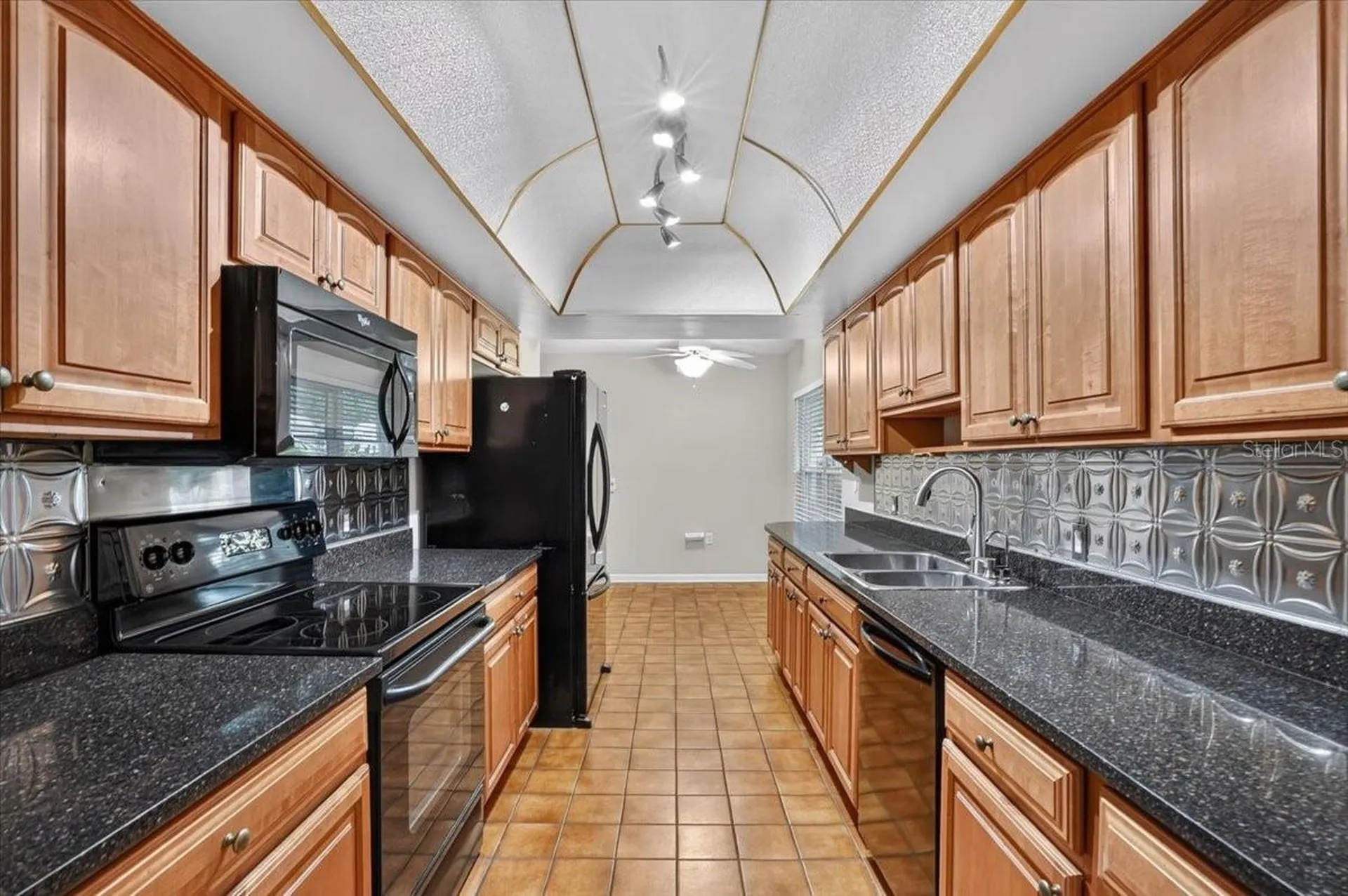 1013 Black Knight Drive Valrico FL 33594