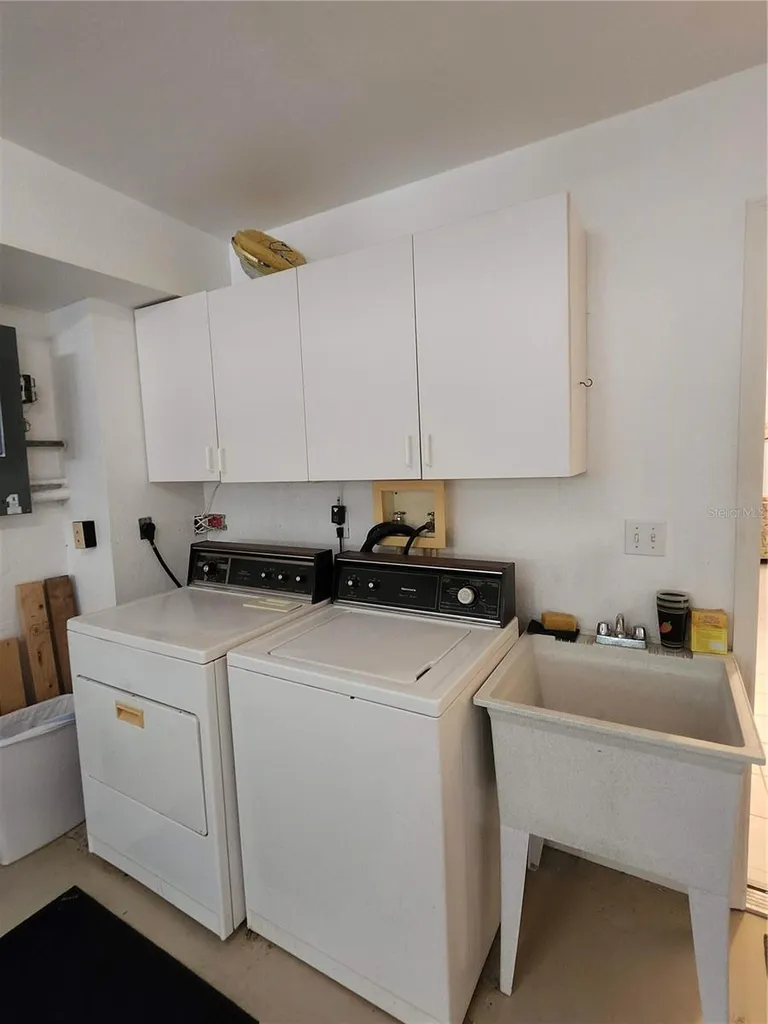 14883 Seminole Trail Seminole FL 33776
