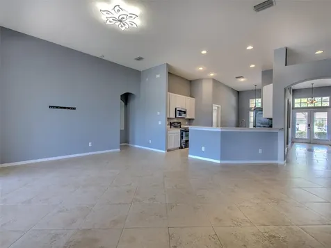 10907 Australian Pine Drive Riverview FL 33579