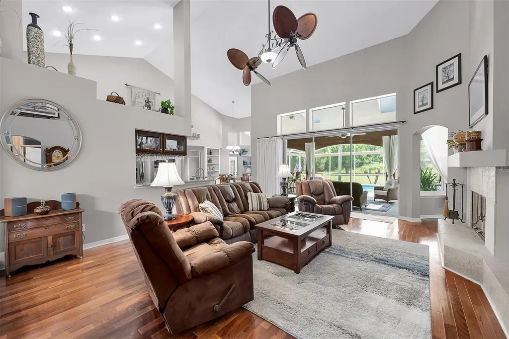 8627 Bow Court Orlando FL 32836