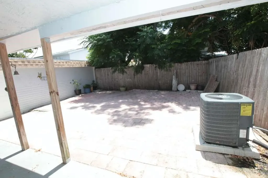 2073 San Sebastian Way N Clearwater FL 33763