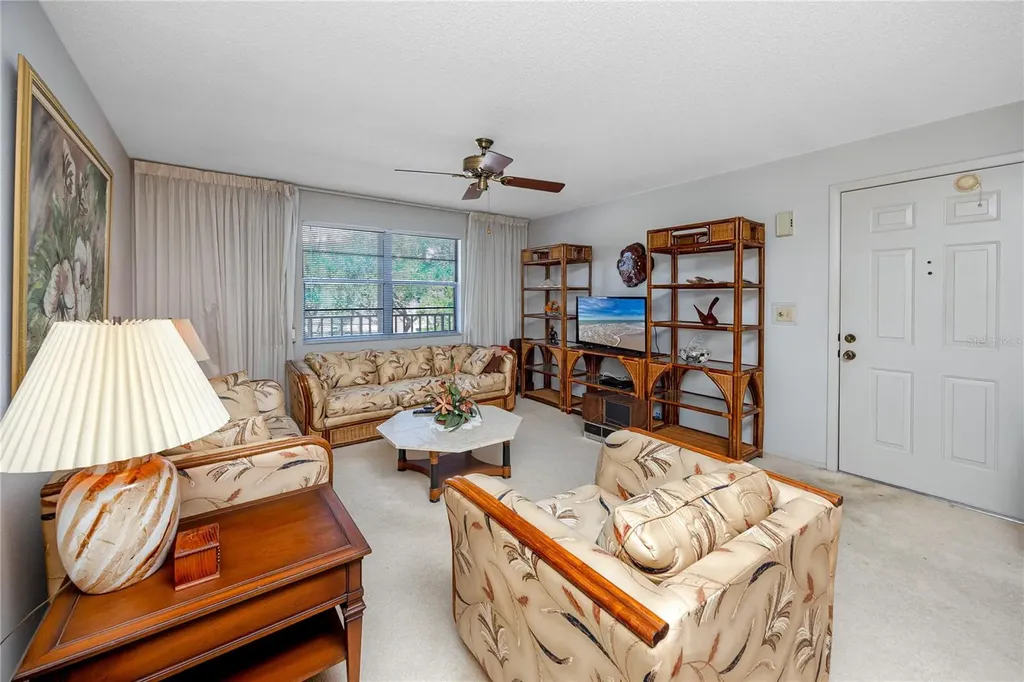 8174 Terrace Garden Drive N St Petersburg FL 33709