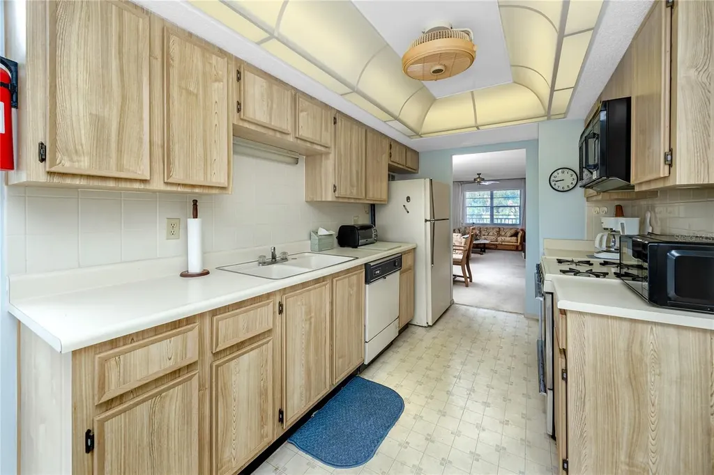 8174 Terrace Garden Drive N St Petersburg FL 33709