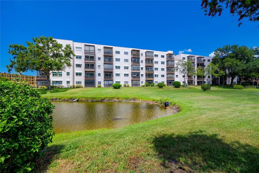 8174 Terrace Garden Drive N St Petersburg FL 33709