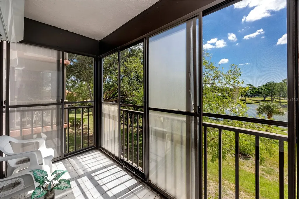 8174 Terrace Garden Drive N St Petersburg FL 33709