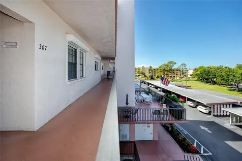 8174 Terrace Garden Drive N St Petersburg FL 33709