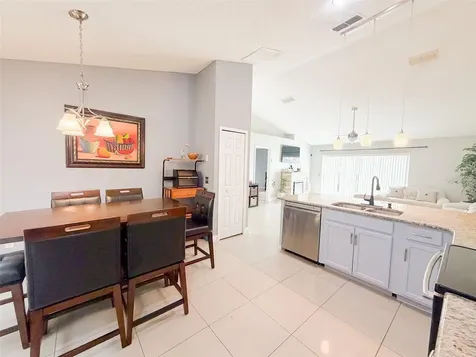 503 Everest Way Kissimmee FL 34758