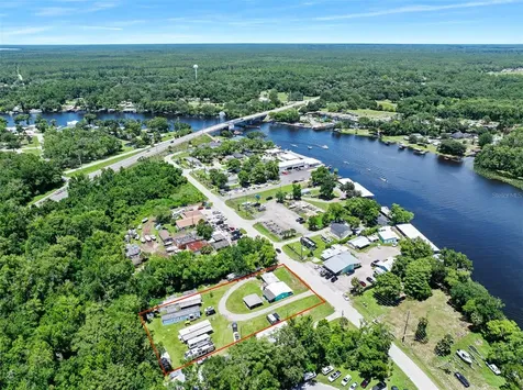 55521 Front Street Astor FL 32102
