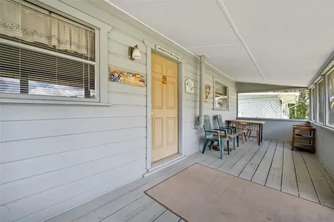 55521 Front Street Astor FL 32102