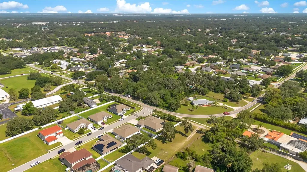 525 Gandhi Drive Lakeland FL 33813