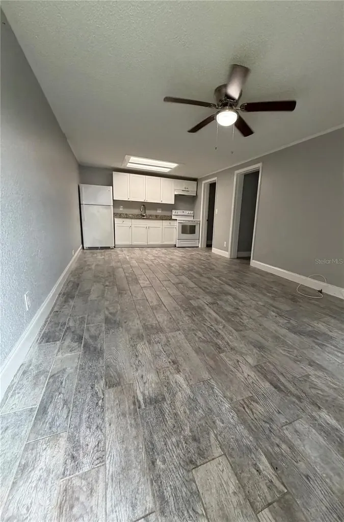 1400 Strawberry Place Plant City FL 33563