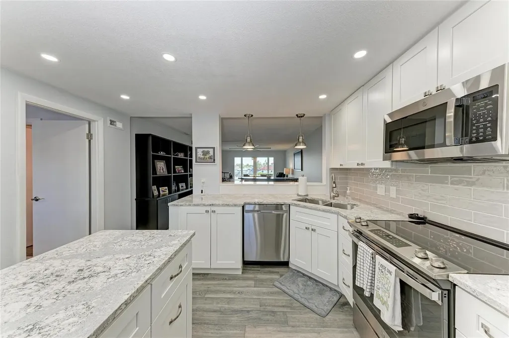 250 Santa Maria Street Venice FL 34285