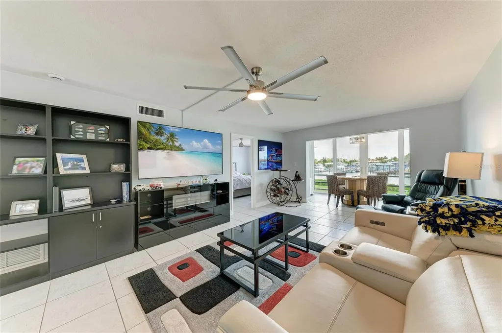 250 Santa Maria Street Venice FL 34285