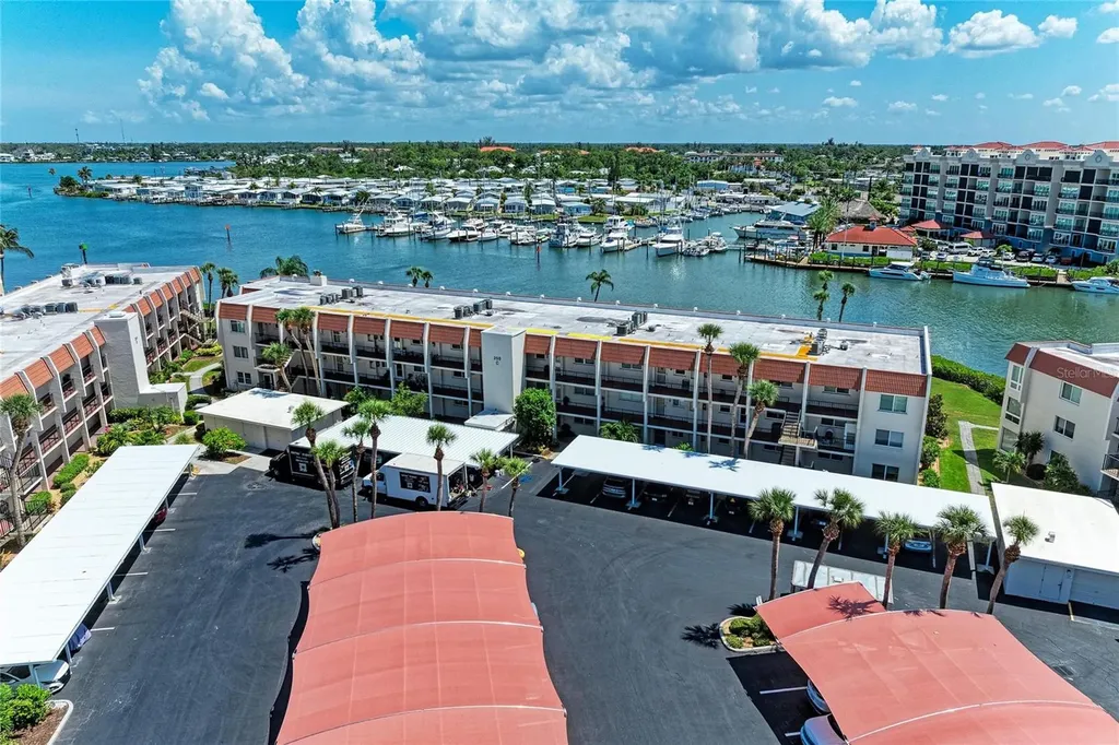 250 Santa Maria Street Venice FL 34285