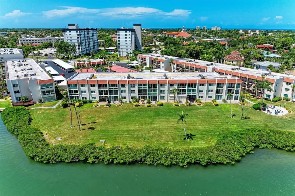 250 Santa Maria Street Venice FL 34285