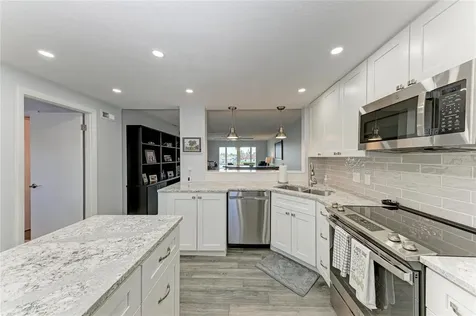 250 Santa Maria Street Venice FL 34285